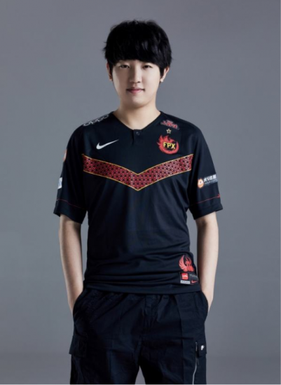 Dota2玩家在线人数突破五十万大关